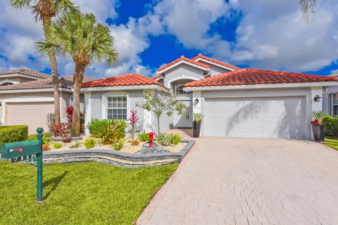House in Boynton Beach, Florida 3 bedrooms, 175.03 sq.m. № 2244013 - photo 3