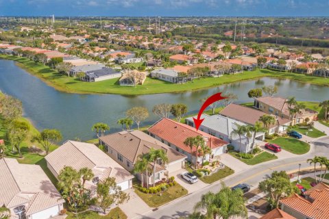 House in Boynton Beach, Florida 3 bedrooms, 175.03 sq.m. № 2244013 - photo 8