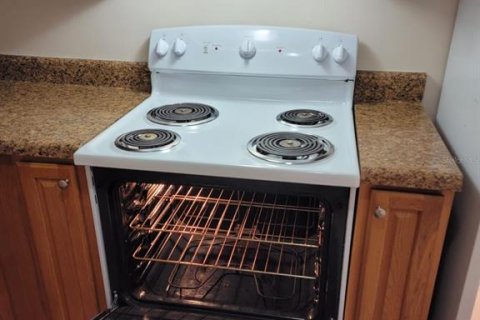 Apartment in Titusville, Florida 2 bedrooms, 91.04 sq.m. № 1900965 - photo 8