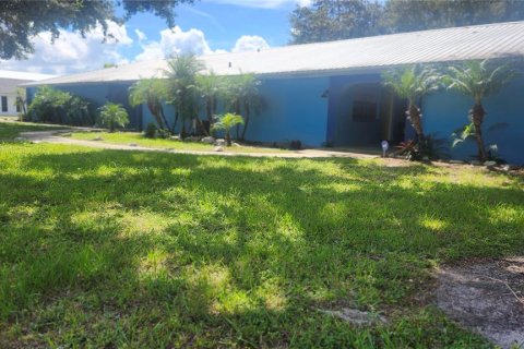 Apartment in Titusville, Florida 2 bedrooms, 91.04 sq.m. № 1900965 - photo 1