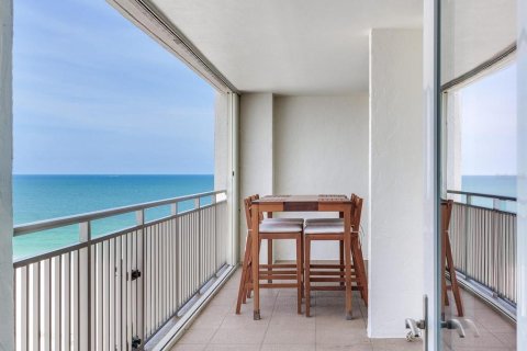 Condo in Clearwater, Florida, 2 bedrooms  № 1769085 - photo 19
