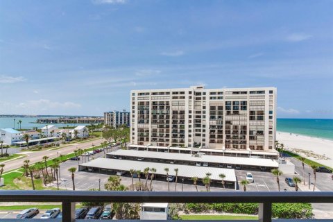 Condo in Clearwater, Florida, 2 bedrooms  № 1769085 - photo 14
