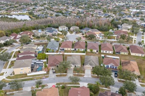 Villa ou maison à louer à Orlando, Floride: 3 chambres, 174.84 m2 № 2403142 - photo 5