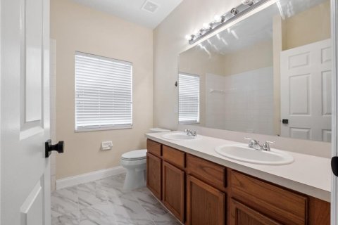 Villa ou maison à louer à Orlando, Floride: 3 chambres, 174.84 m2 № 2403142 - photo 8