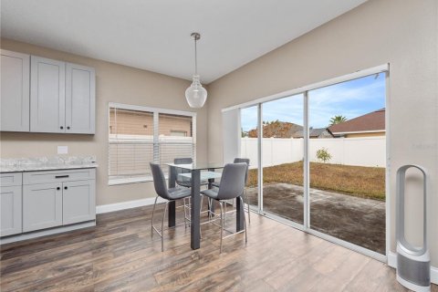 Villa ou maison à louer à Orlando, Floride: 3 chambres, 174.84 m2 № 2403142 - photo 27