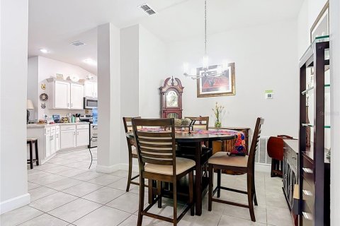 Casa en venta en Davenport, Florida, 4 dormitorios, 207.82 m2 № 2334076 - foto 4