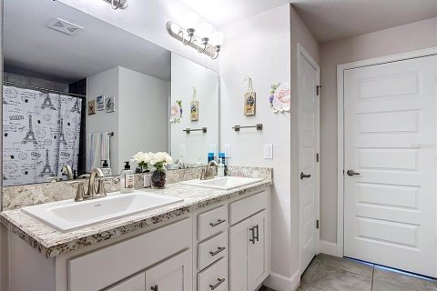 Casa en venta en Davenport, Florida, 4 dormitorios, 207.82 m2 № 2334076 - foto 18
