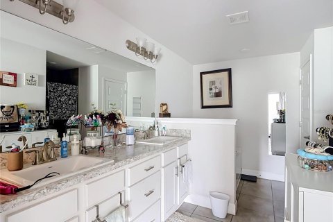 Casa en venta en Davenport, Florida, 4 dormitorios, 207.82 m2 № 2334076 - foto 22