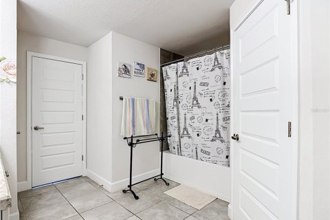 Casa en venta en Davenport, Florida, 4 dormitorios, 207.82 m2 № 2334076 - foto 17