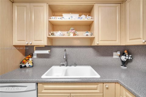 Купить кондоминиум в Лодерхилл, Флорида 2 спальни, 99.68м2, № 2025751 - фото 6