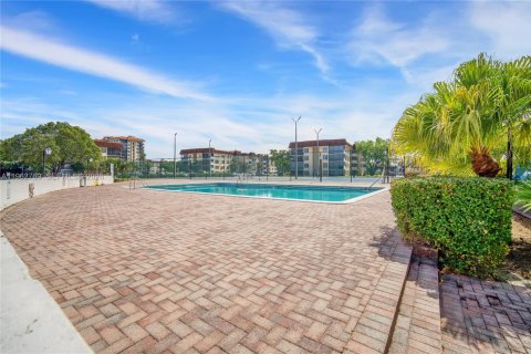 Купить кондоминиум в Лодерхилл, Флорида 2 спальни, 99.68м2, № 2025751 - фото 26