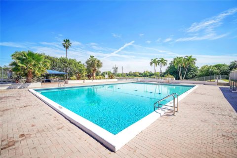 Купить кондоминиум в Лодерхилл, Флорида 2 спальни, 99.68м2, № 2025751 - фото 27