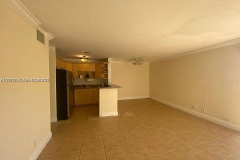 Copropriété à louer à Coral Springs, Floride: 2 chambres, 74.32 m2 № 1949698 - photo 7