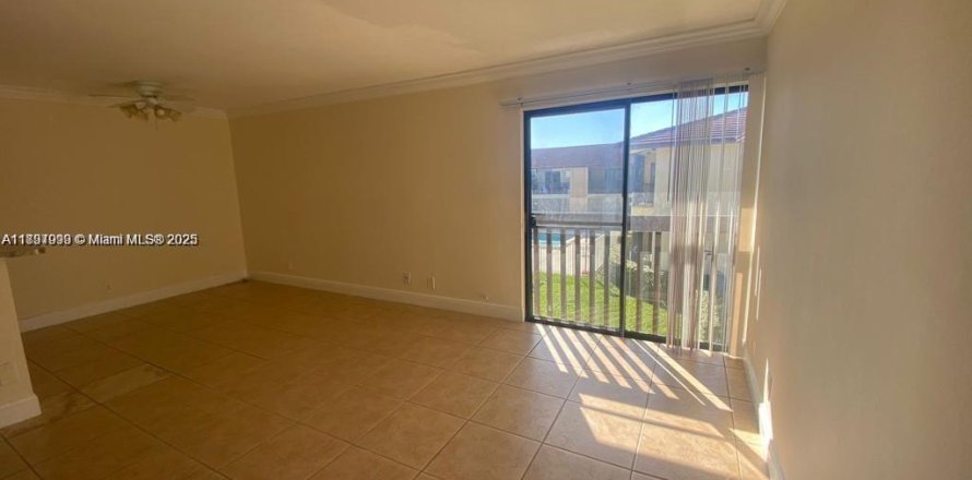 Condo à Coral Springs, Floride, 2 chambres  № 1949698