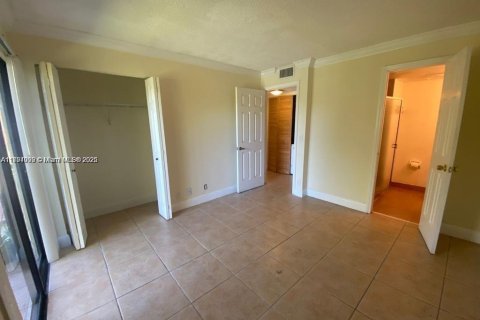 Copropriété à louer à Coral Springs, Floride: 2 chambres, 74.32 m2 № 1949698 - photo 6