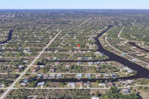 Terreno en venta en Port Charlotte, Florida № 2094389 - foto 14