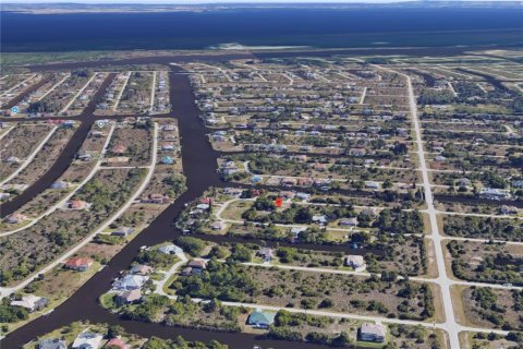 Terreno en venta en Port Charlotte, Florida № 2094389 - foto 15