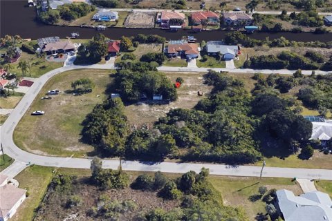 Terreno en venta en Port Charlotte, Florida № 2094389 - foto 9