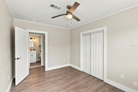 House in Madeira Beach, Florida 3 bedrooms, 102.47 sq.m. № 2400302 - photo 30