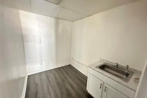 Propiedad comercial en alquiler en Ocala, Florida, 120.77 m2 № 1856271 - foto 3
