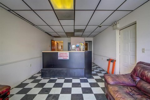 Commercial property in Brooksville, Florida 61.5 sq.m. № 2393417 - photo 8