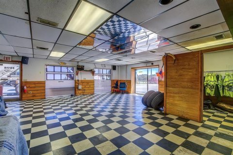 Commercial property in Brooksville, Florida 61.5 sq.m. № 2393417 - photo 11