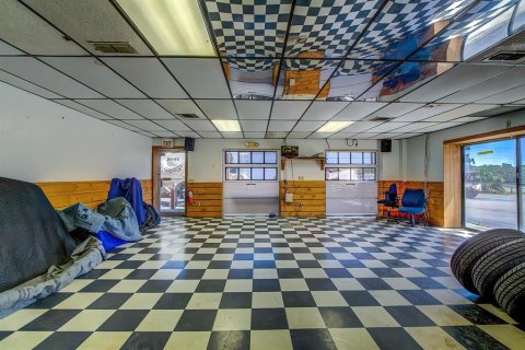 Commercial property in Brooksville, Florida 61.5 sq.m. № 2393417 - photo 10