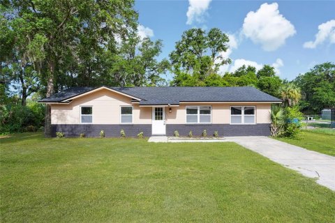 Villa ou maison à Palatka, Floride 4 chambres, 117.99 m2 № 2200502
