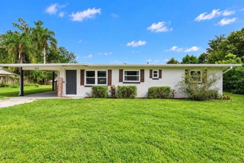 Casa en Lutz, Florida 3 dormitorios, 119.47 m2 № 2387391