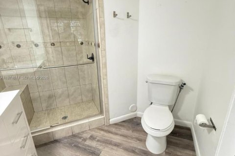 Condo in Miami, Florida, 2 bedrooms  № 2036060 - photo 21