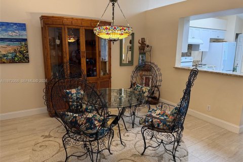 Copropriété à vendre à Parkland, Floride: 3 chambres, 163.51 m2 № 2033913 - photo 7