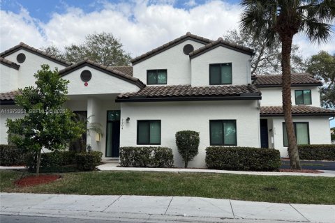 Copropriété à vendre à Parkland, Floride: 3 chambres, 163.51 m2 № 2033913 - photo 2