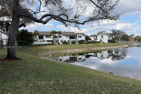 Copropriété à vendre à Parkland, Floride: 3 chambres, 163.51 m2 № 2033913 - photo 4
