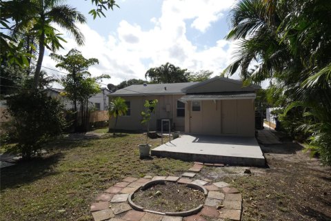 House in Fort Lauderdale, Florida 3 bedrooms, 94.95 sq.m. № 2083497 - photo 15