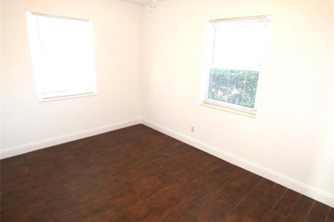 House in Fort Lauderdale, Florida 3 bedrooms, 94.95 sq.m. № 2083497 - photo 13