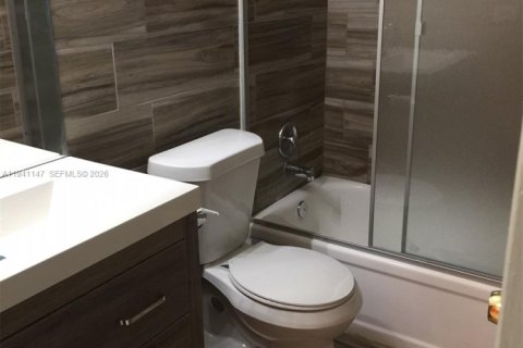 Condominio en venta en Miami, Florida, 2 dormitorios, 82.5 m2 № 1998536 - foto 4