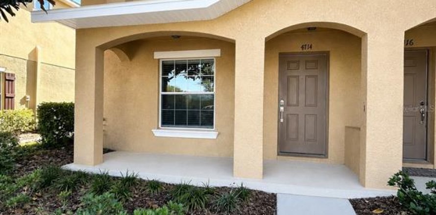 Adosado en Riverview, Florida 2 dormitorios, 126.81 m2 № 2259339
