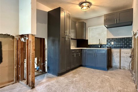 Casa en venta en Saint Petersburg, Florida, 3 dormitorios, 81.94 m2 № 1446027 - foto 8