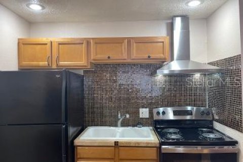 Copropriété à vendre à Tampa, Floride: 1 chambre, 70.61 m2 № 2233907 - photo 2
