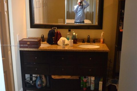 Condominio en venta en Miami, Florida, 2 dormitorios, 80.82 m2 № 1921140 - foto 29