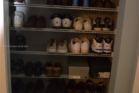 Condominio en venta en Miami, Florida, 2 dormitorios, 80.82 m2 № 1921140 - foto 28