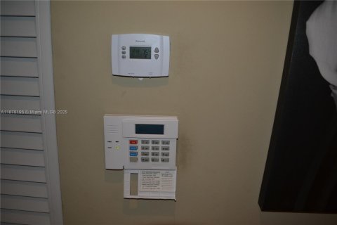 Condominio en venta en Miami, Florida, 2 dormitorios, 80.82 m2 № 1921140 - foto 20