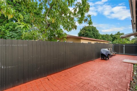 Купить виллу или дом в Майами, Флорида 4 спальни, 144.28м2, № 1923354 - фото 4