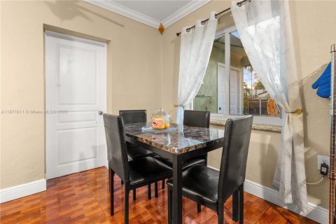 Купить виллу или дом в Майами, Флорида 4 спальни, 144.28м2, № 1923354 - фото 9
