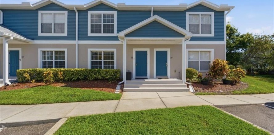 Condo in Pinellas Park, Florida, 2 bedrooms № 2200154