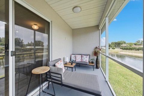 Condo in Pinellas Park, Florida, 2 bedrooms № 2200154 - photo 28