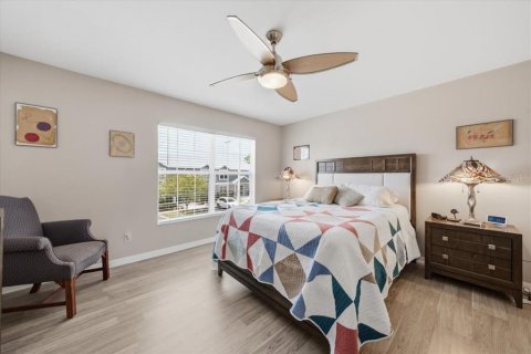 Condo in Pinellas Park, Florida, 2 bedrooms № 2200154 - photo 14