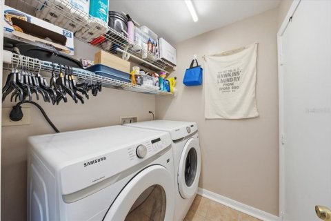Condo in Pinellas Park, Florida, 2 bedrooms № 2200154 - photo 26