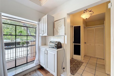 Condo in Deerfield Beach, Florida, 2 bedrooms № 1946505 - photo 7