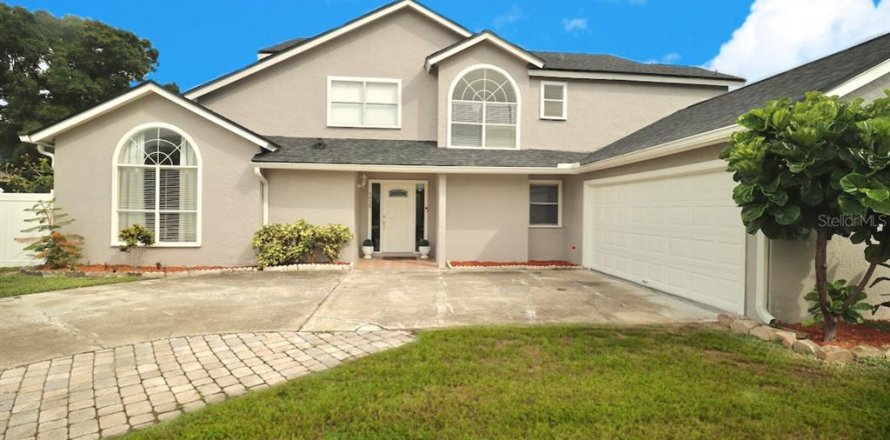 House in Orlando, Florida 3 bedrooms, 199.09 sq.m. № 1826983